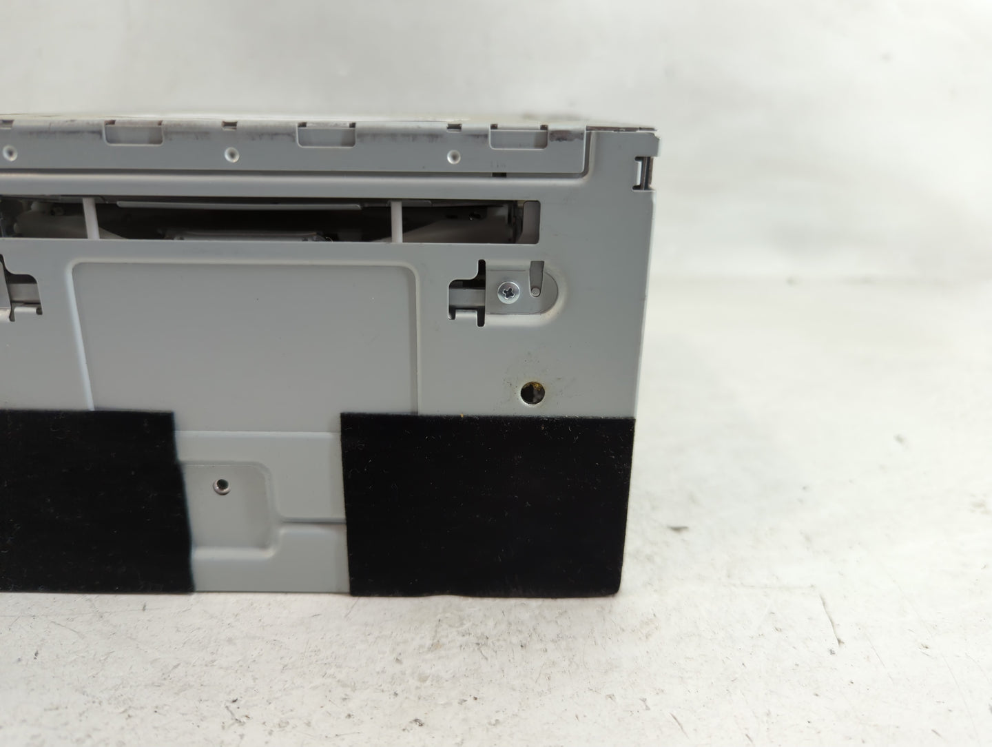 2009 Ford Escape Radio AM FM Cd Player Receiver Replacement P/N:9L8T-19C107-AB Fits OEM Used Auto Parts - Oemusedautoparts1.