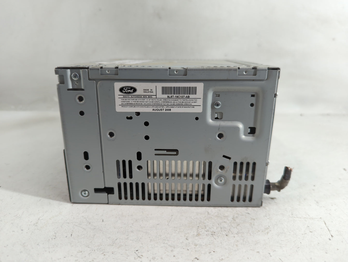 2009 Ford Escape Radio AM FM Cd Player Receiver Replacement P/N:9L8T-19C107-AB Fits OEM Used Auto Parts - Oemusedautoparts1.