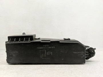 2011-2012 Ford Escape Fusebox Fuse Box Panel Relay Module P/N:8L8T-14A003-AE 3B0790100 Fits Fits 2011 2012 OEM Used Auto Par
