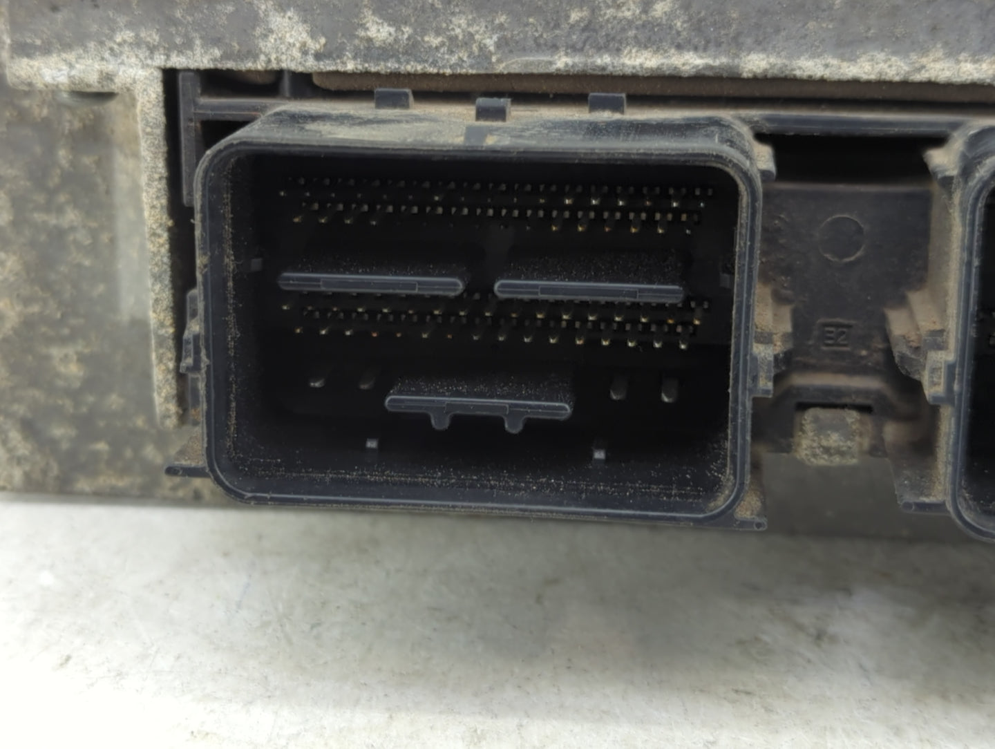 2009 Ford Escape PCM Engine Control Computer ECU ECM PCU OEM P/N:9L8A-12B684-BC 9L8A-12A650-ABB Fits Fits 2010 2011 OEM Used
