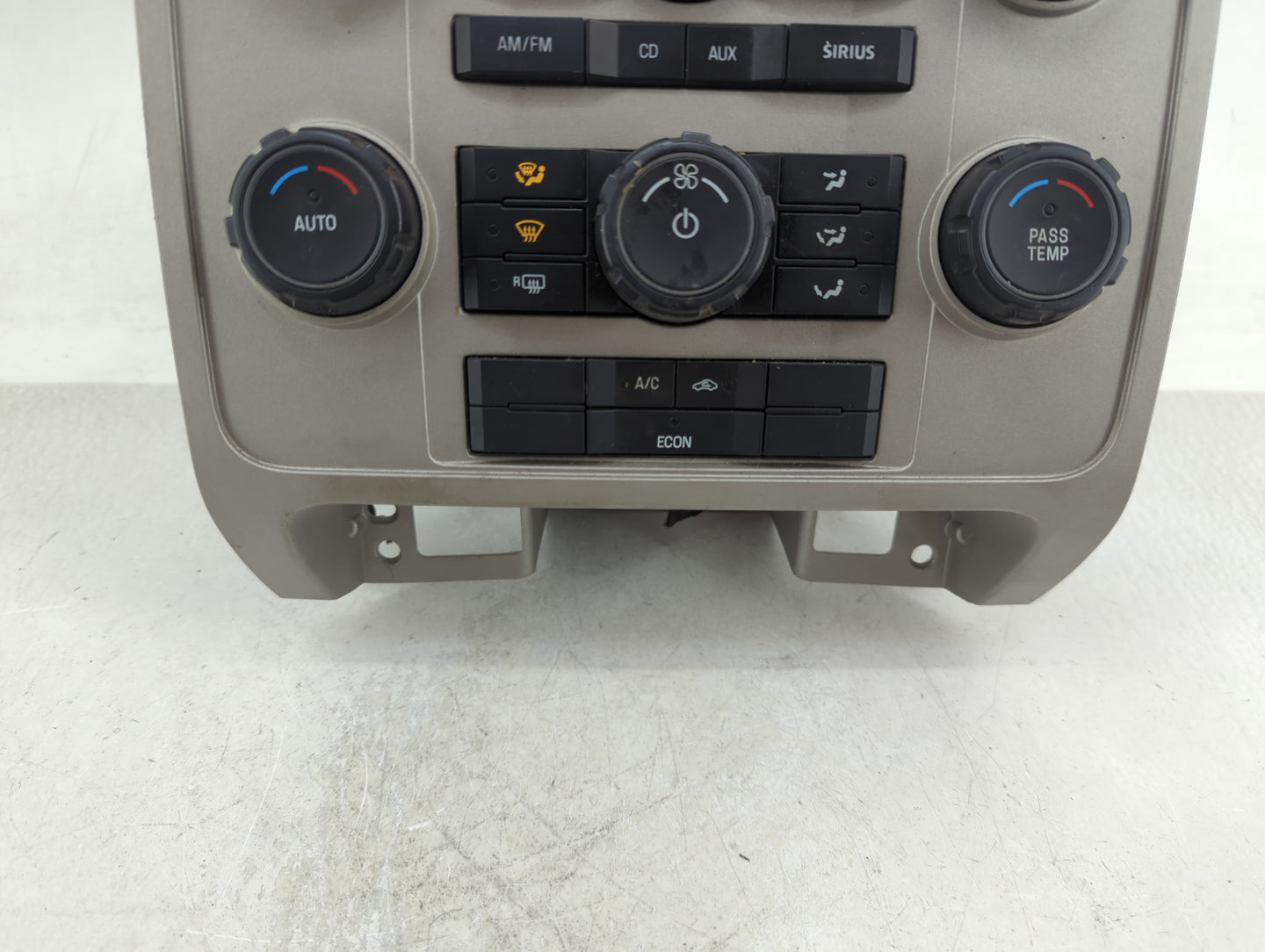 2008-2009 Ford Escape Radio AM FM Cd Player Receiver Replacement P/N:9L8T-19C157-BB Fits Fits 2008 2009 2010 OEM Used Auto P