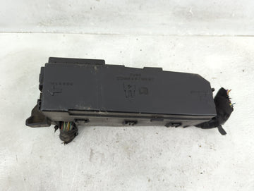 2009 Ford Escape Fusebox Fuse Box Panel Relay Module P/N:8L8T-14A003-AE Fits OEM Used Auto Parts - Oemusedautoparts1.com