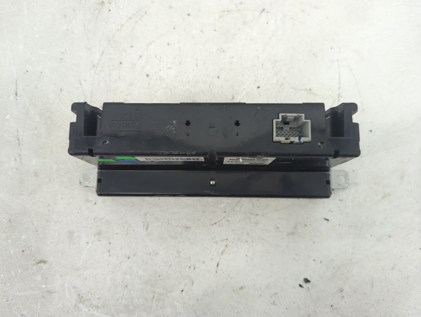 2009 Ford Escape Radio AM FM Cd Player Receiver Replacement P/N:9L8T-19C116-AA Fits OEM Used Auto Parts - Oemusedautoparts1.