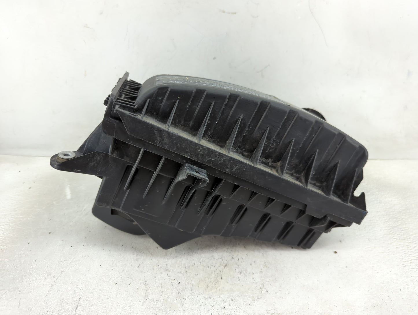 2008-2012 Ford Escape Air Cleaner Intake-duct Hose Tube - Oemusedautoparts1.com