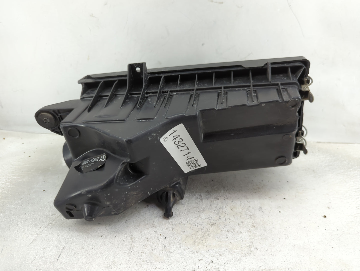 2008-2012 Ford Escape Air Cleaner Intake-duct Hose Tube - Oemusedautoparts1.com