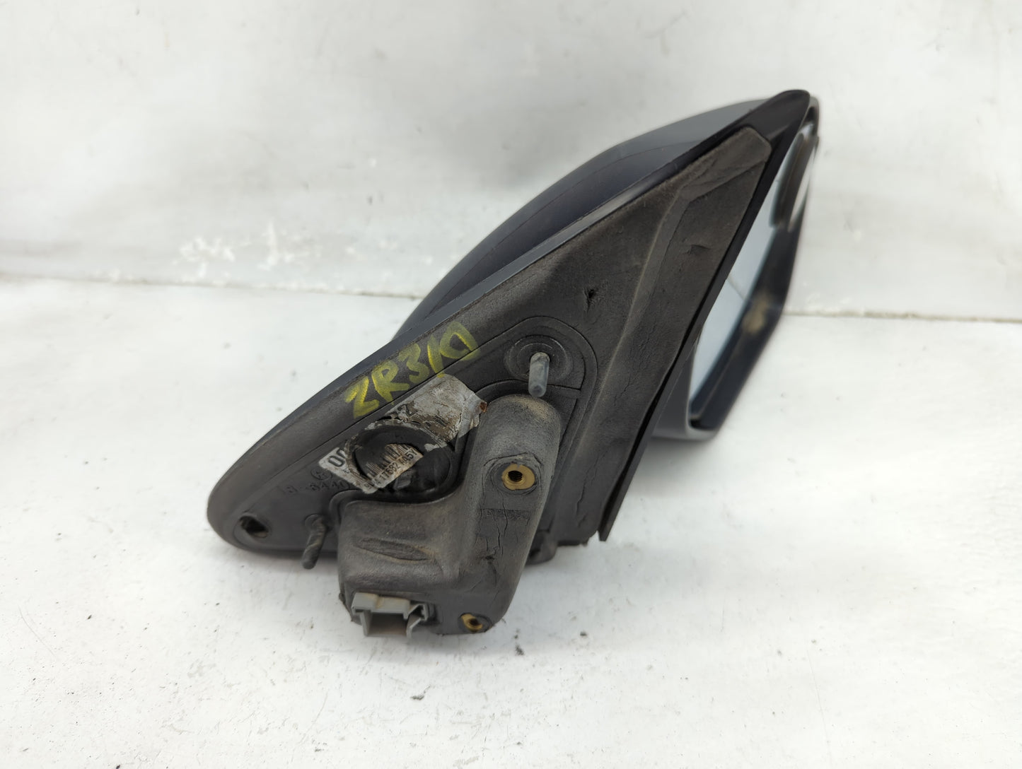 2008-2009 Ford Escape Passenger Side View Mirror - Right Door Mirror OEM Used - Oemusedautoparts1.com