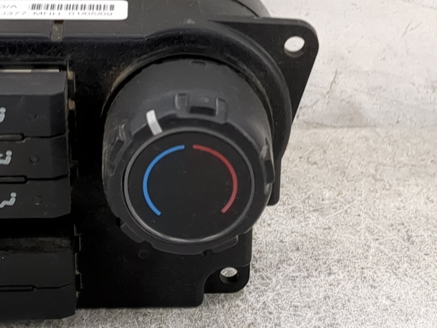 2008 Ford Escape Climate Control Module Temperature AC/Heater Replacement P/N:9L84-19980-AA Fits OEM Used Auto Parts - Oemus