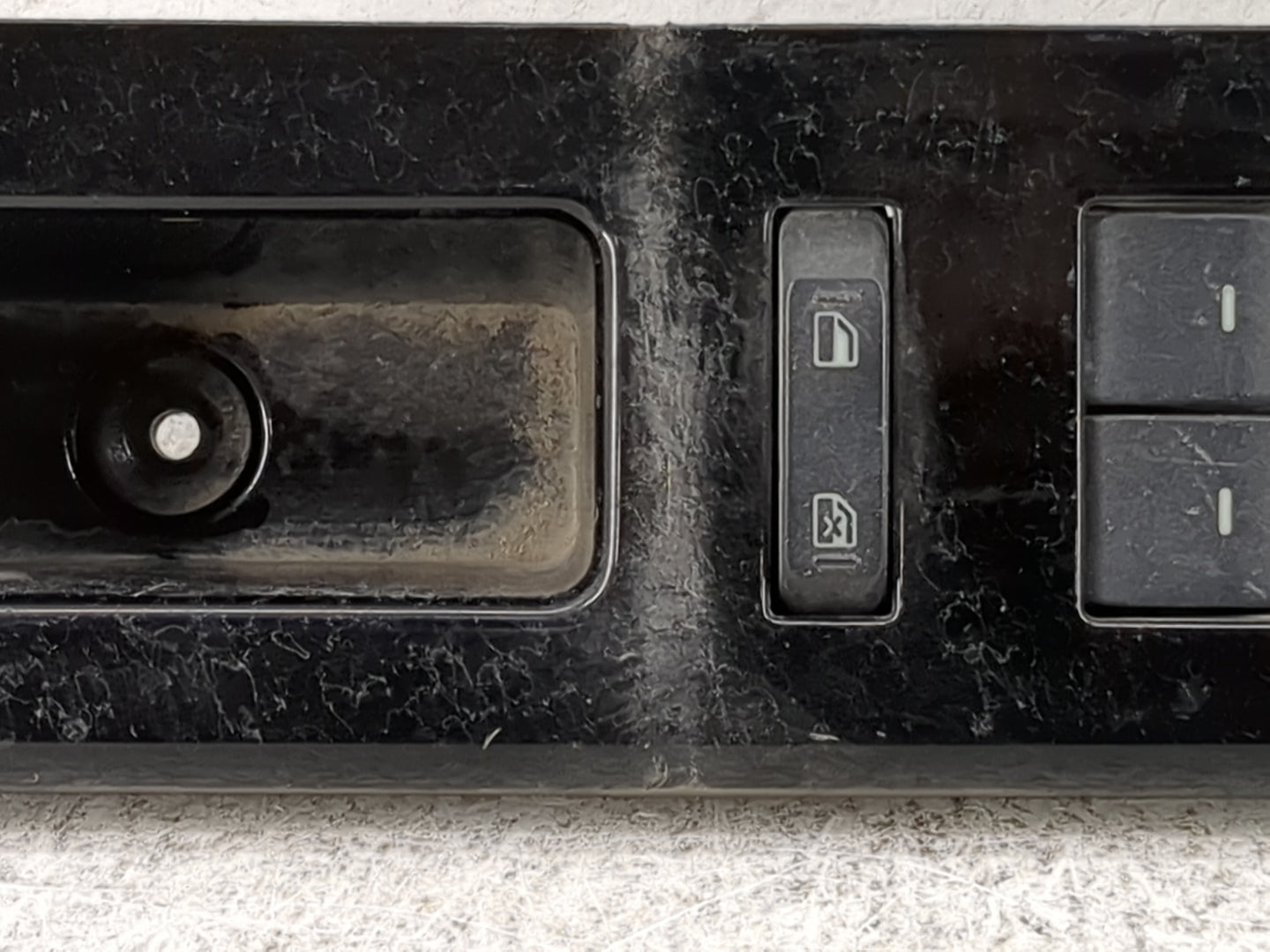2008-2012 Ford Escape Master Power Window Switch Replacement Driver Side Left P/N:8L8T-14540-ACW Fits OEM Used Auto Parts - 