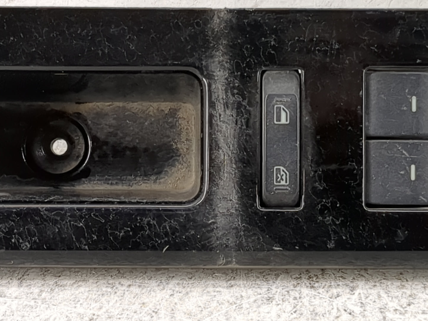 2008-2012 Ford Escape Master Power Window Switch Replacement Driver Side Left P/N:8L8T-14540-ACW Fits OEM Used Auto Parts - 