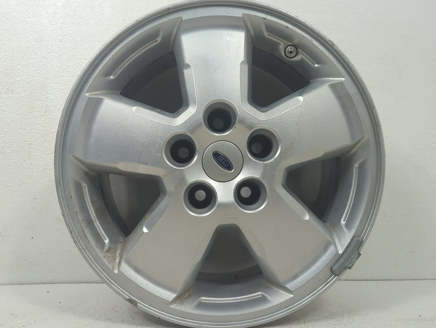 2009 Ford Escape Oem Wheel Rim 5024394 - Oemusedautoparts1.com