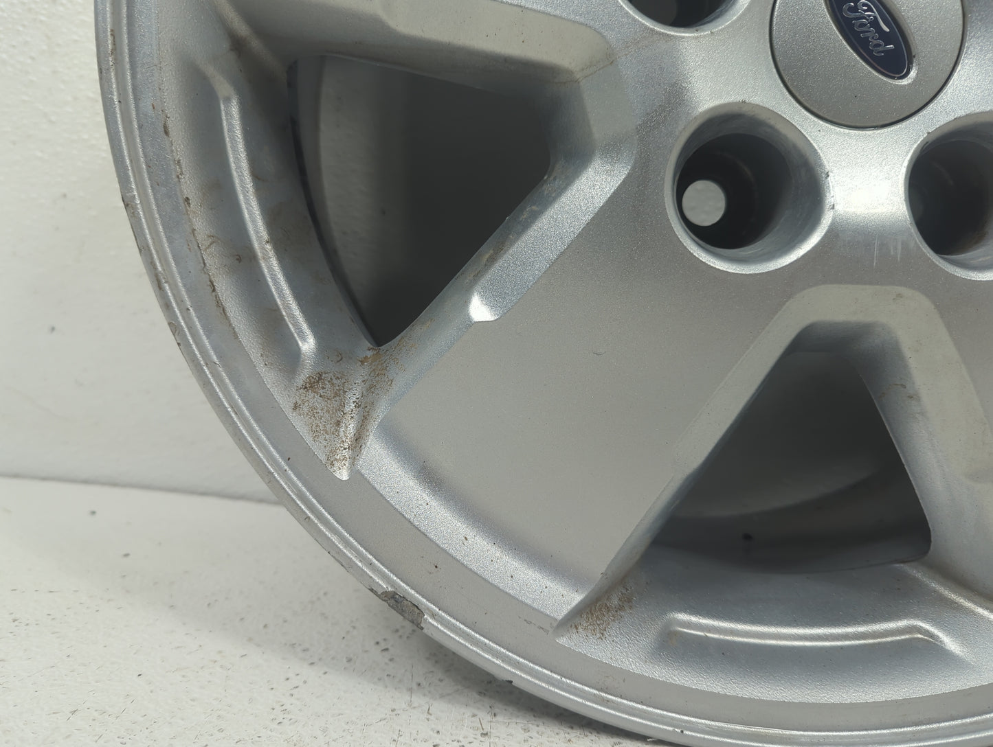 2009 Ford Escape Oem Wheel Rim 5024394 - Oemusedautoparts1.com