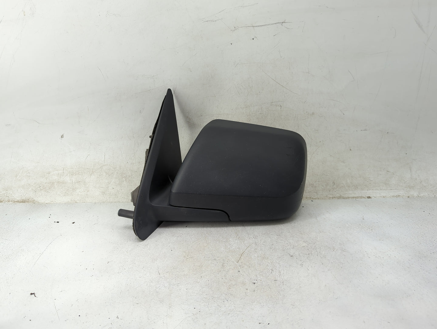 2008-2009 Ford Escape Driver Side View Mirror - Left Door Mirror OEM Used - Oemusedautoparts1.com