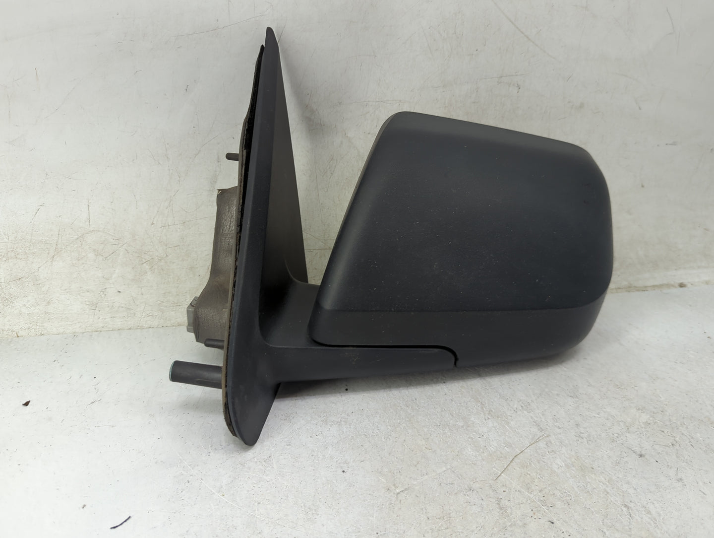 2008-2009 Ford Escape Driver Side View Mirror - Left Door Mirror OEM Used - Oemusedautoparts1.com