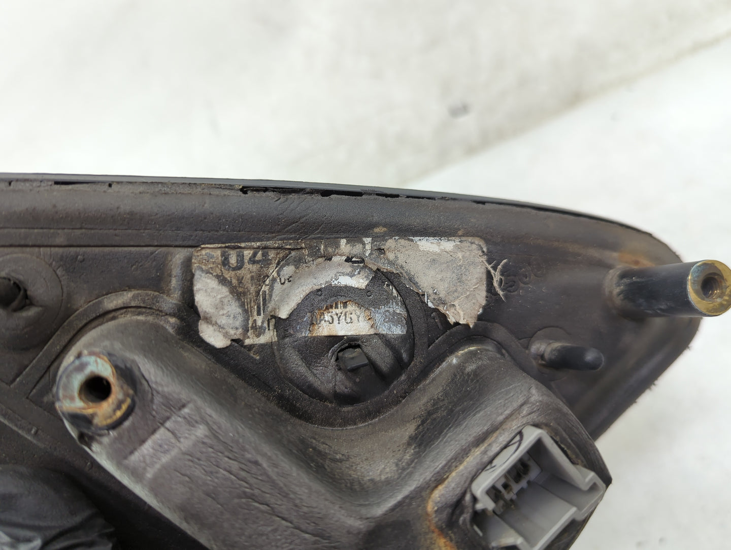 2008-2009 Ford Escape Driver Side View Mirror - Left Door Mirror OEM Used - Oemusedautoparts1.com