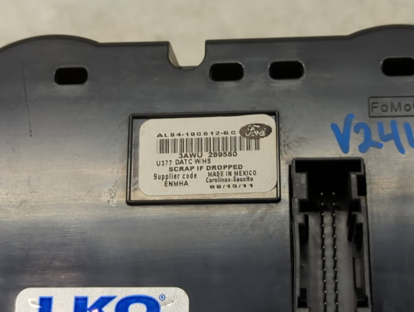 2009-2012 Ford Escape Climate Control Module Temperature AC/Heater Replacement P/N:AL94-19C612-BC Fits Fits 2009 2010 2011 2