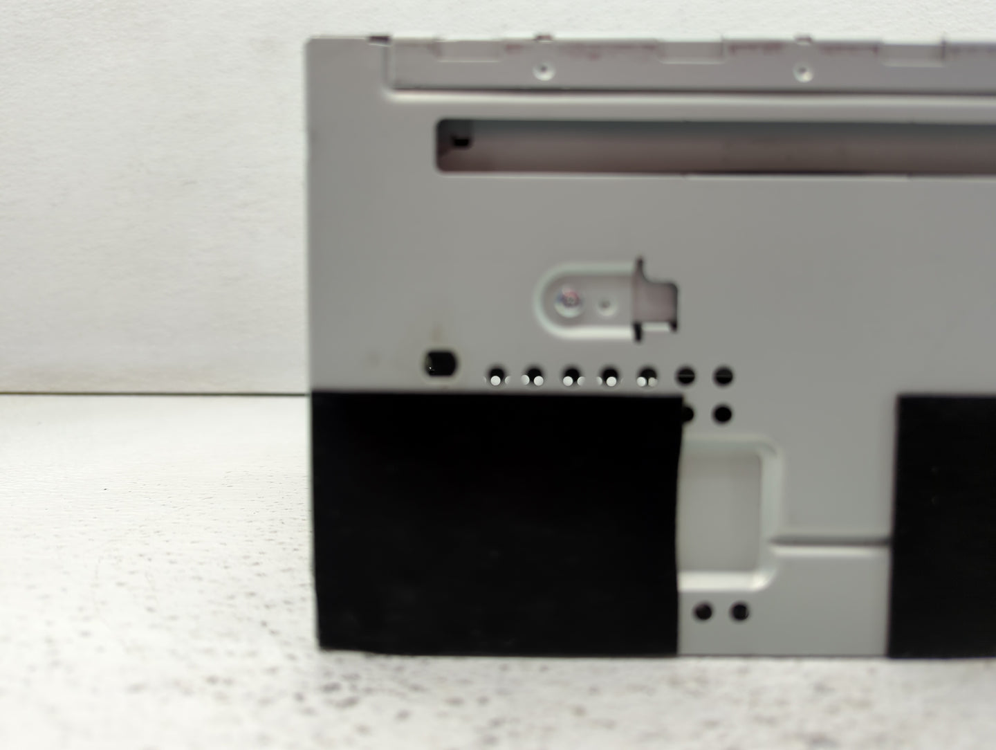 2009 Ford Escape Radio AM FM Cd Player Receiver Replacement P/N:9L8T-19C158-BB Fits OEM Used Auto Parts - Oemusedautoparts1.