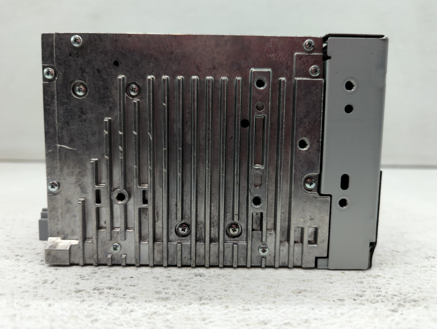 2009 Ford Escape Radio AM FM Cd Player Receiver Replacement P/N:9L8T-19C158-BB Fits OEM Used Auto Parts - Oemusedautoparts1.