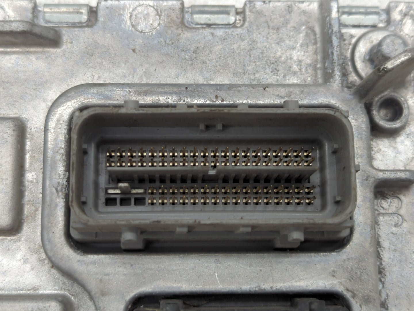 2009 Ford Escape PCM Engine Control Computer ECU ECM PCU OEM P/N:12694511 Fits Fits 2010 2011 OEM Used Auto Parts - Oemuseda