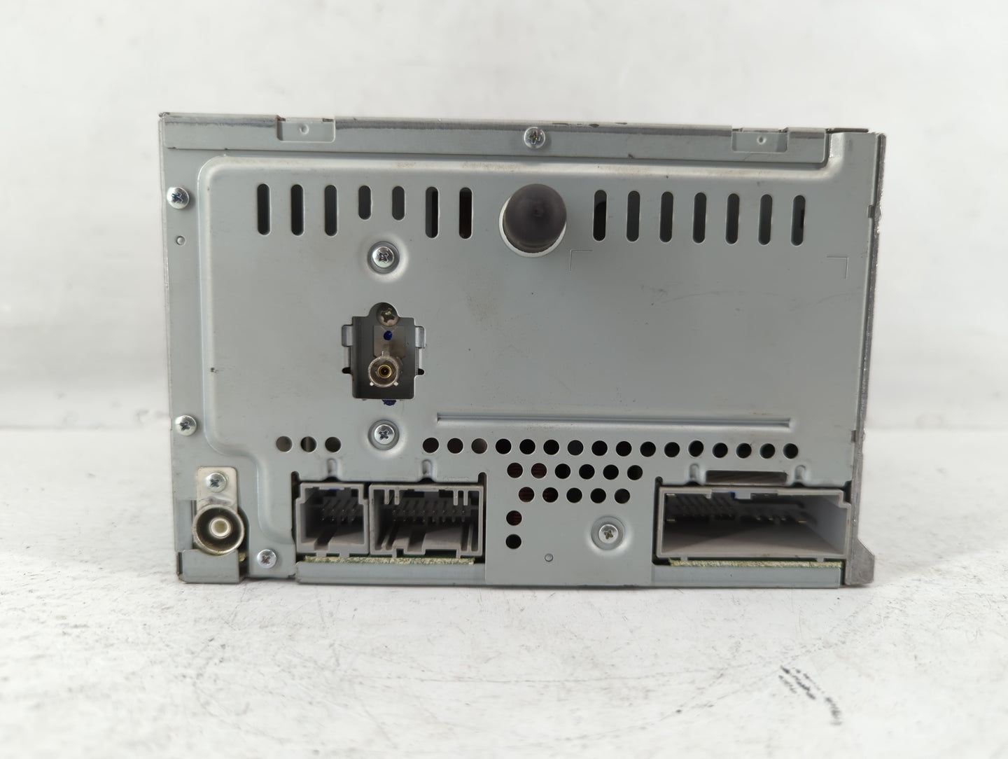 2009 Ford Escape Radio AM FM Cd Player Receiver Replacement P/N:9L8T-19C159-BC Fits OEM Used Auto Parts - Oemusedautoparts1.