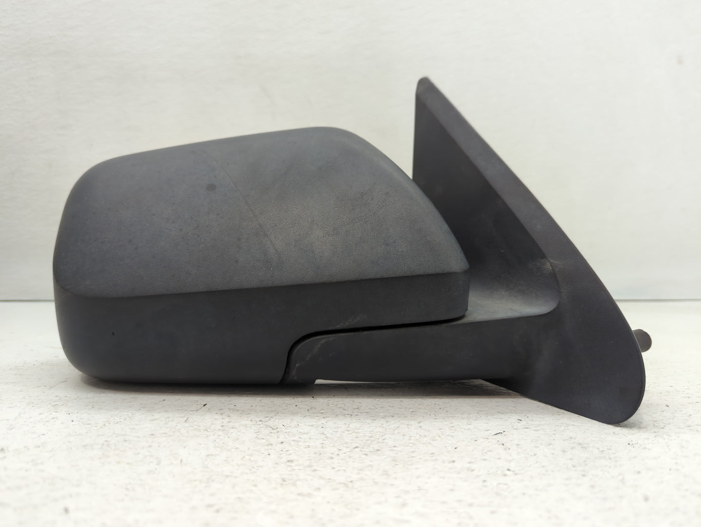 2008-2009 Ford Escape Passenger Side View Mirror - Right Door Mirror OEM Used - Oemusedautoparts1.com