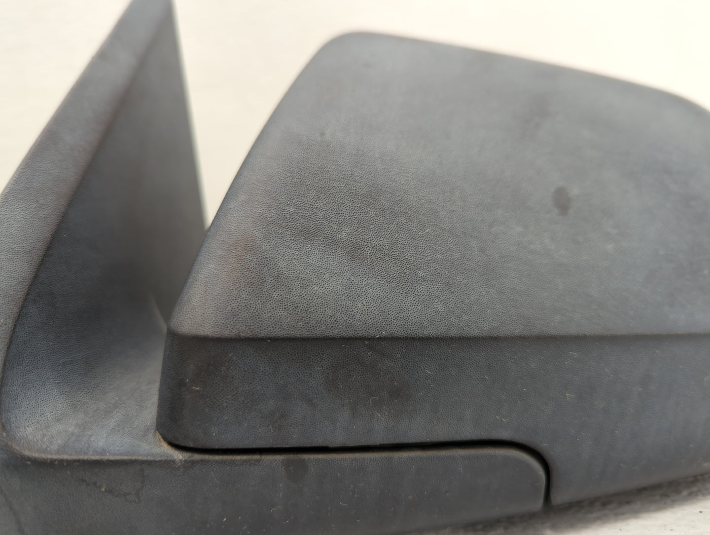 2008-2009 Ford Escape Driver Side View Mirror - Left Door Mirror OEM Used - Oemusedautoparts1.com