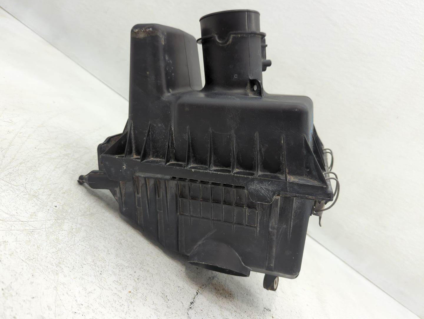 2009-2012 Ford Escape Air Cleaner Intake-duct Hose Tube 641060 - Oemusedautoparts1.com