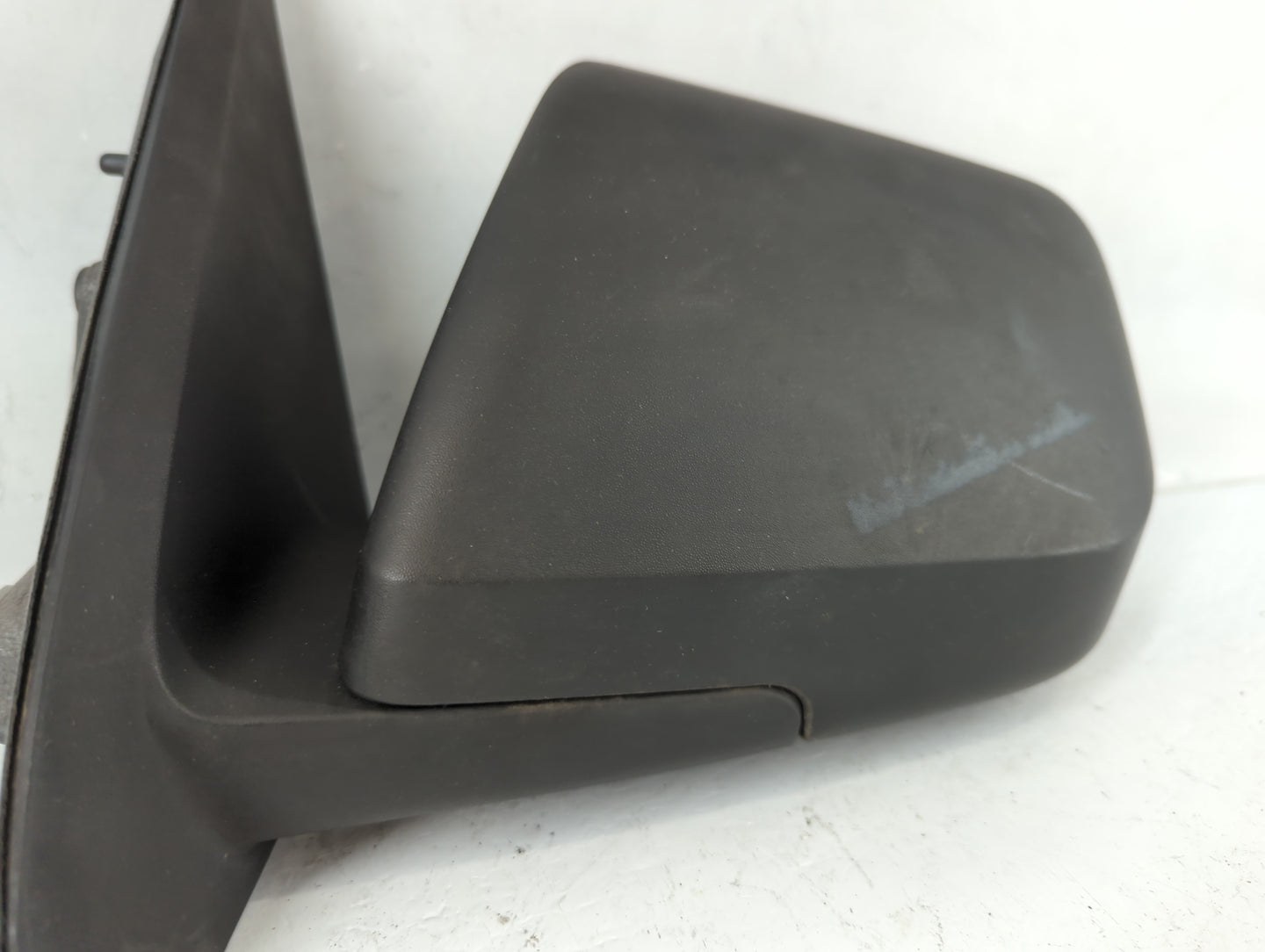 2008-2009 Ford Escape Driver Side View Mirror - Left Door Mirror OEM Used - Oemusedautoparts1.com