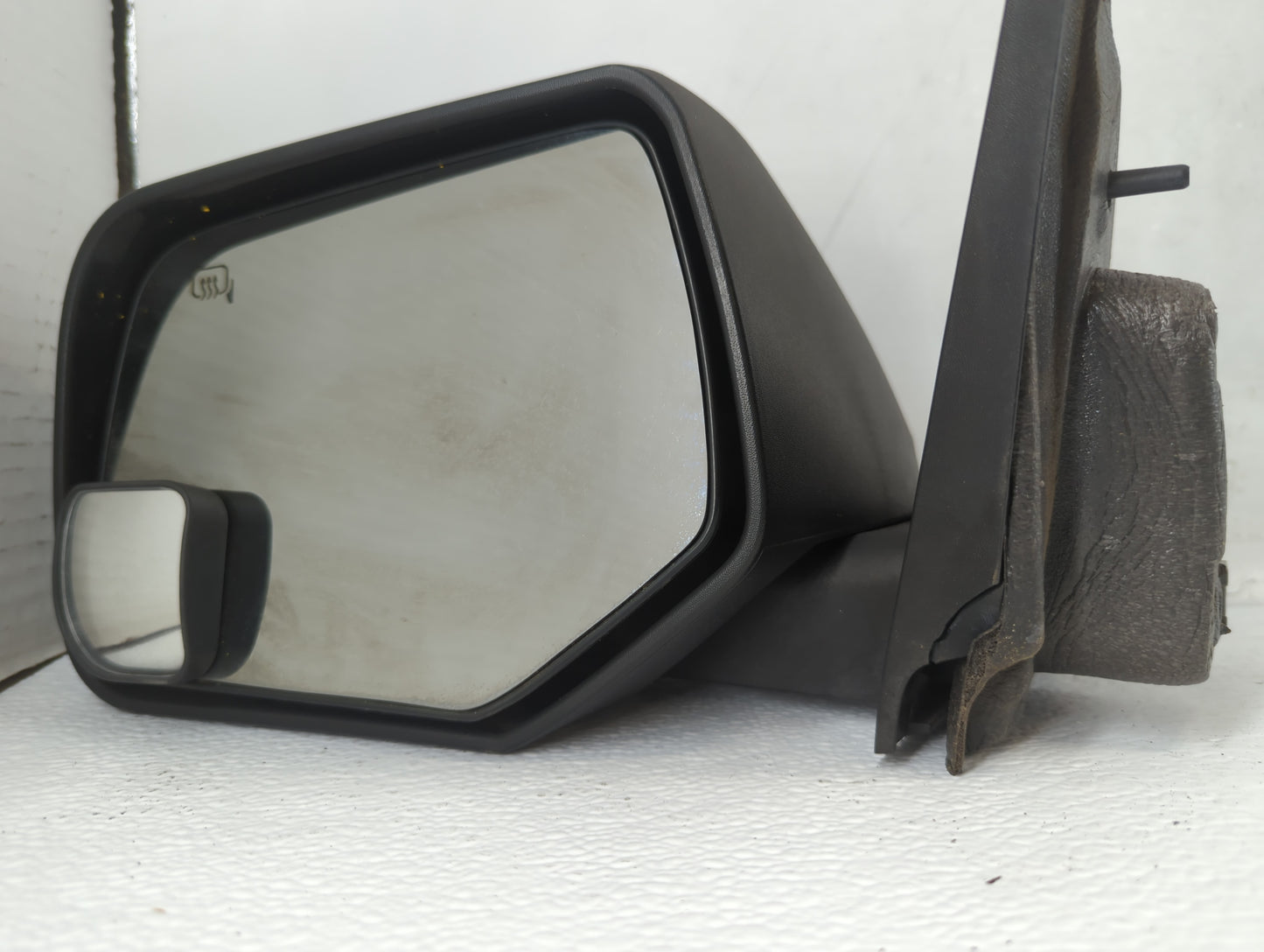 2008-2009 Ford Escape Driver Side View Mirror - Left Door Mirror OEM Used - Oemusedautoparts1.com
