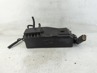 compare product 2009 Ford Escape Fusebox Fuse Box Panel Relay Module P/N:8L8T-14A003-AE 3B0790100 Fits OEM Used Auto Parts