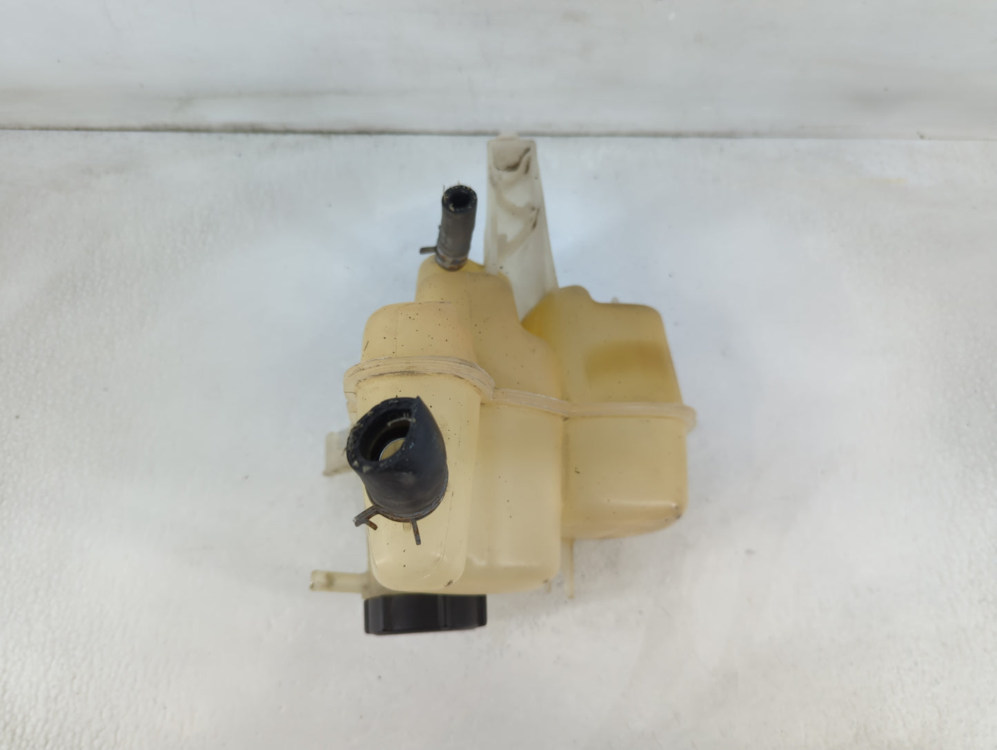 2001-2012 Ford Escape Radiator Coolant Overflow Expansion Tank Bottle 789179 - Oemusedautoparts1.com