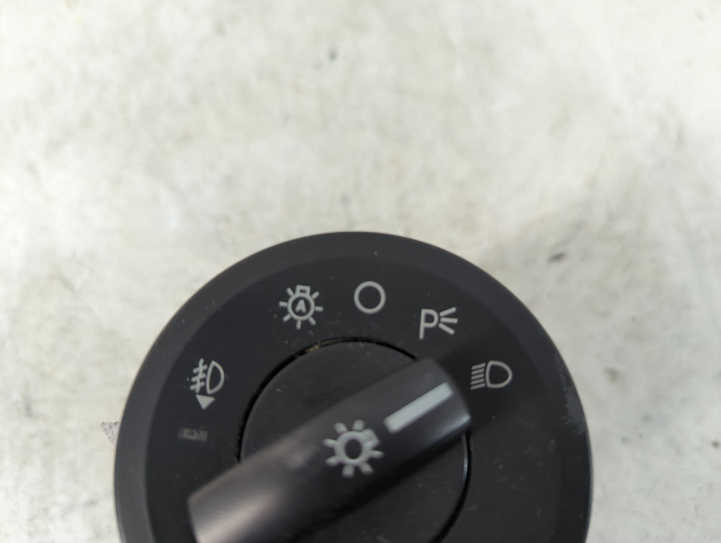 2009 Ford Escape Headlight Head Light Switch Lamp Control 88cfw - Oemusedautoparts1.com