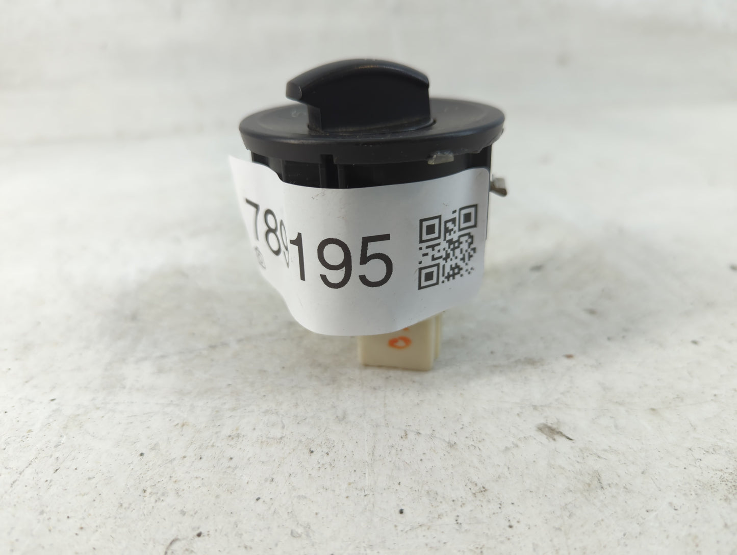 2009 Ford Escape Headlight Head Light Switch Lamp Control 88cfw - Oemusedautoparts1.com