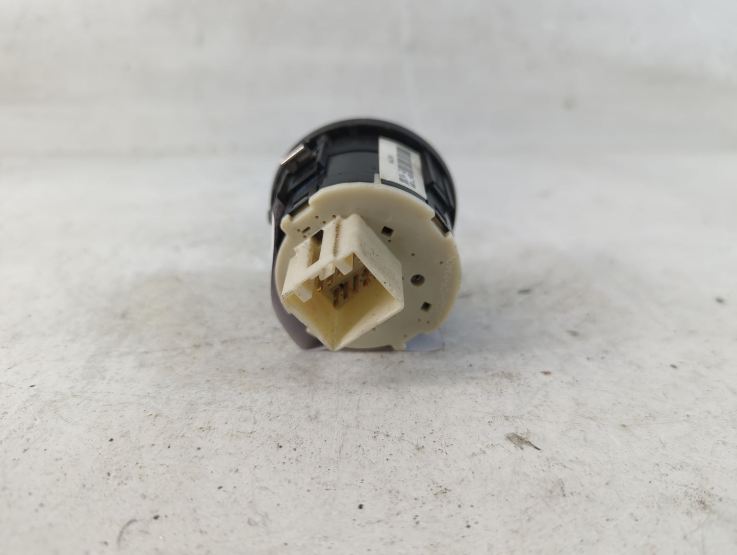 2009 Ford Escape Headlight Head Light Switch Lamp Control 88cfw - Oemusedautoparts1.com