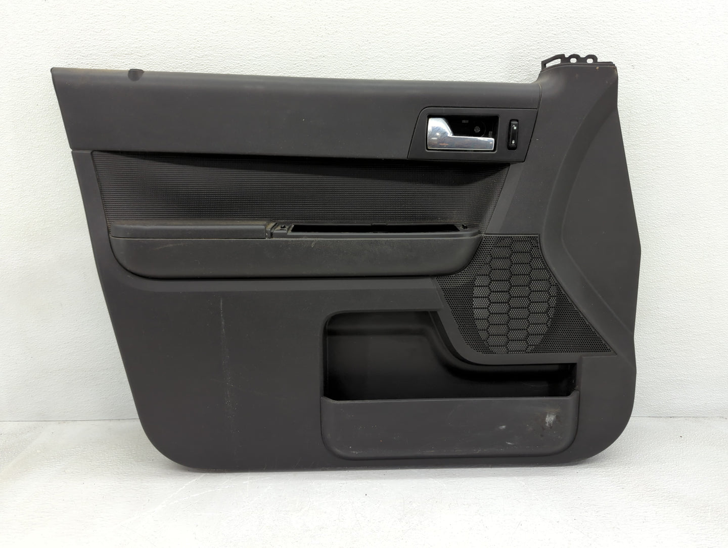2009 Ford Escape Front Left Driver Interior Door Panel Trim - Oemusedautoparts1.com