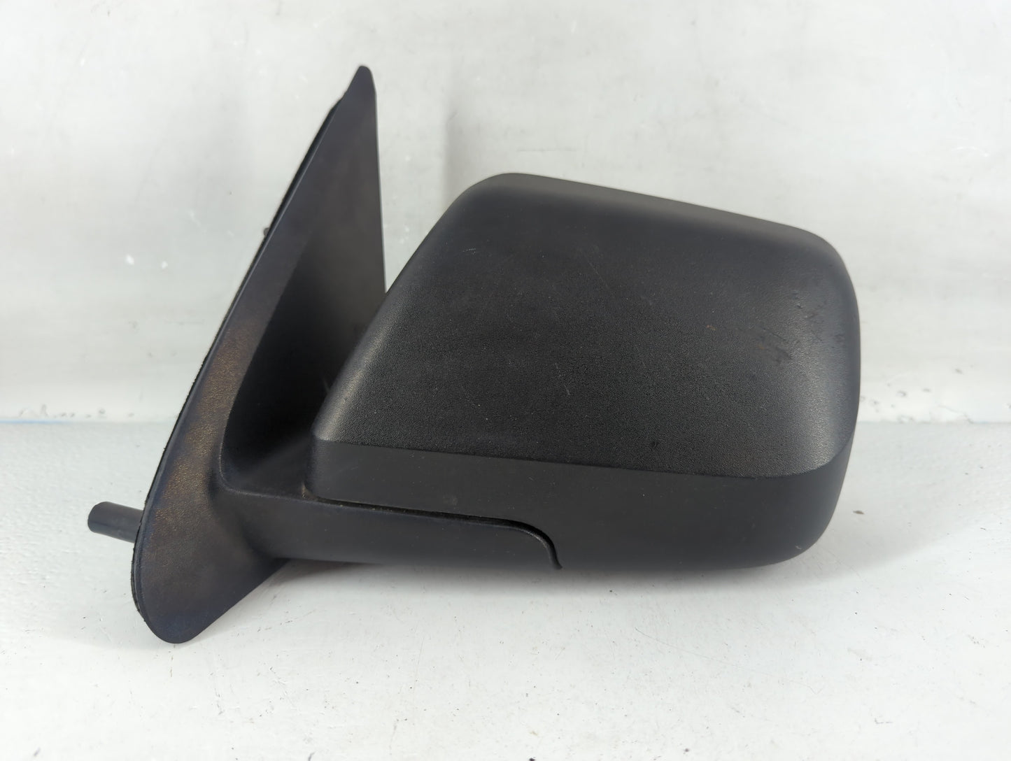 2008-2009 Ford Escape Driver Side View Mirror - Left Door Mirror OEM Used - Oemusedautoparts1.com