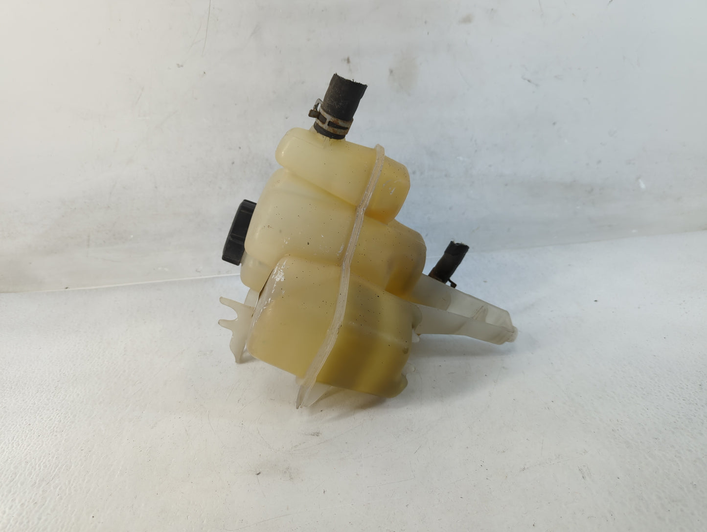 2001-2012 Ford Escape Radiator Coolant Overflow Expansion Tank Bottle 794044 - Oemusedautoparts1.com