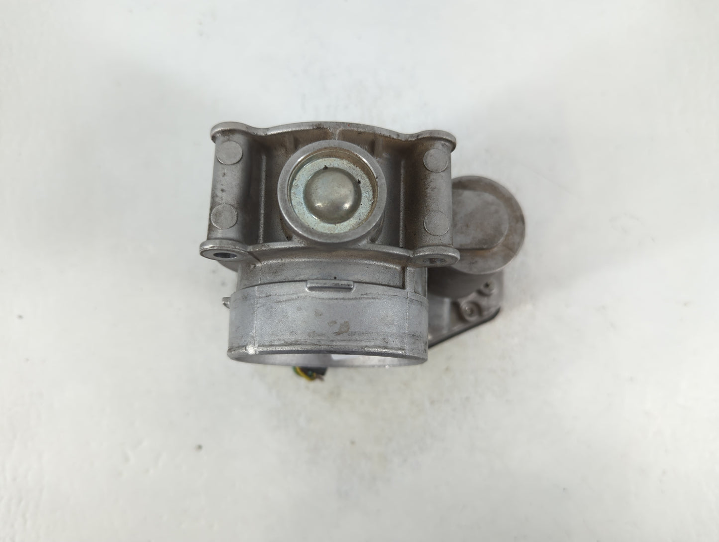 2009-2012 Ford Escape Throttle Body P/N:DS7E-9F991-AJ Fits Fits 2009 2010 2011 2012 OEM Used Auto Parts - Oemusedautoparts1.