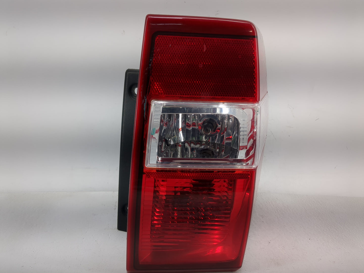 2007-2017 Ford Expedition Tail Light Assembly Passenger Right OEM P/N:7L14-13B504-A Fits OEM Used Auto Parts - Oemusedautopa
