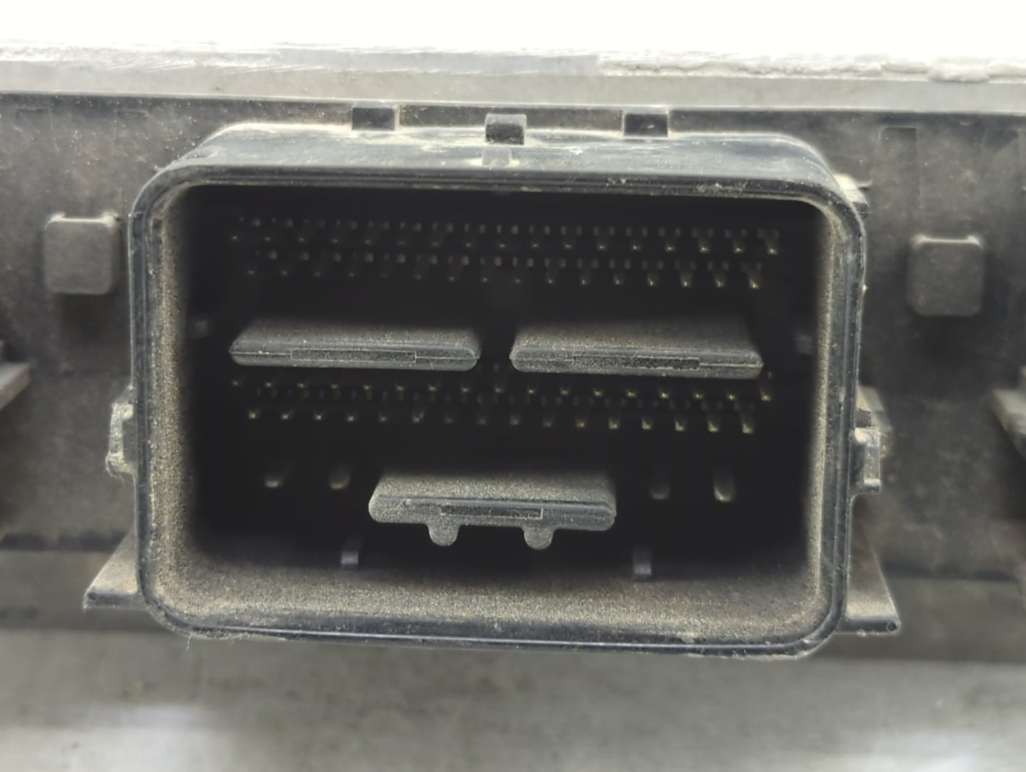 2009 Ford Expedition PCM Engine Control Computer ECU ECM PCU OEM P/N:9L1A-12A650-GC 0 261 S05 102 Fits OEM Used Auto Parts -