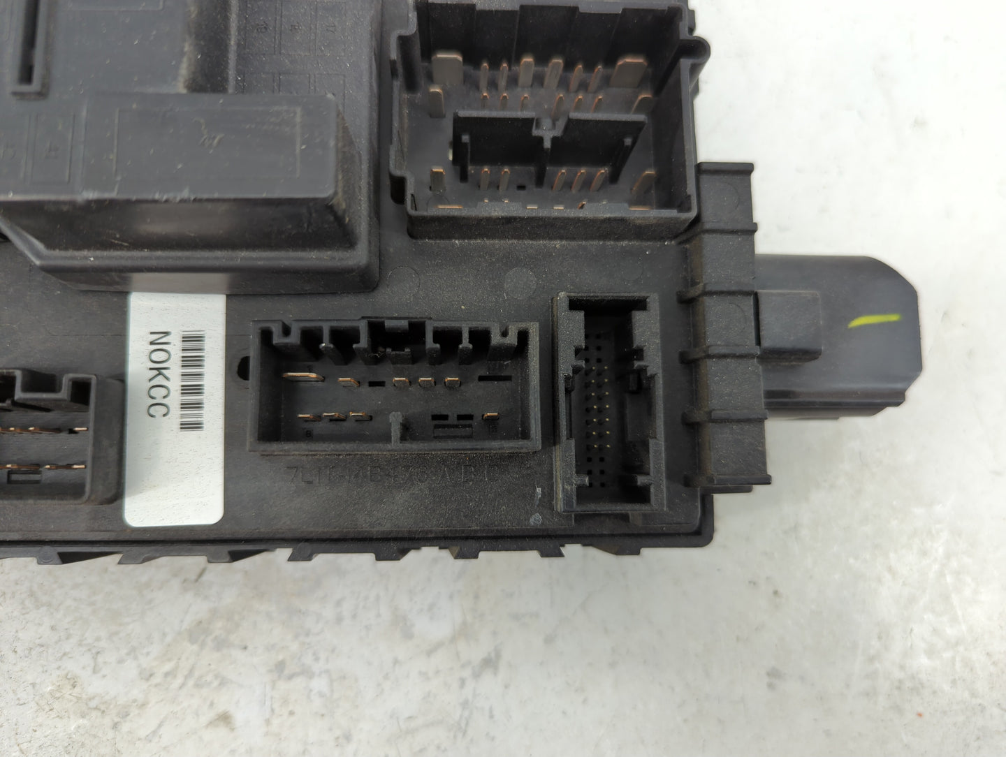 2009 Ford Expedition Overhead Roof Console - Oemusedautoparts1.com