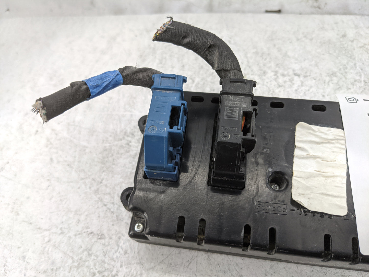 2009 Ford Expedition Climate Control Module Temperature AC/Heater Replacement P/N:AL14-19980-BB Fits OEM Used Auto Parts - O