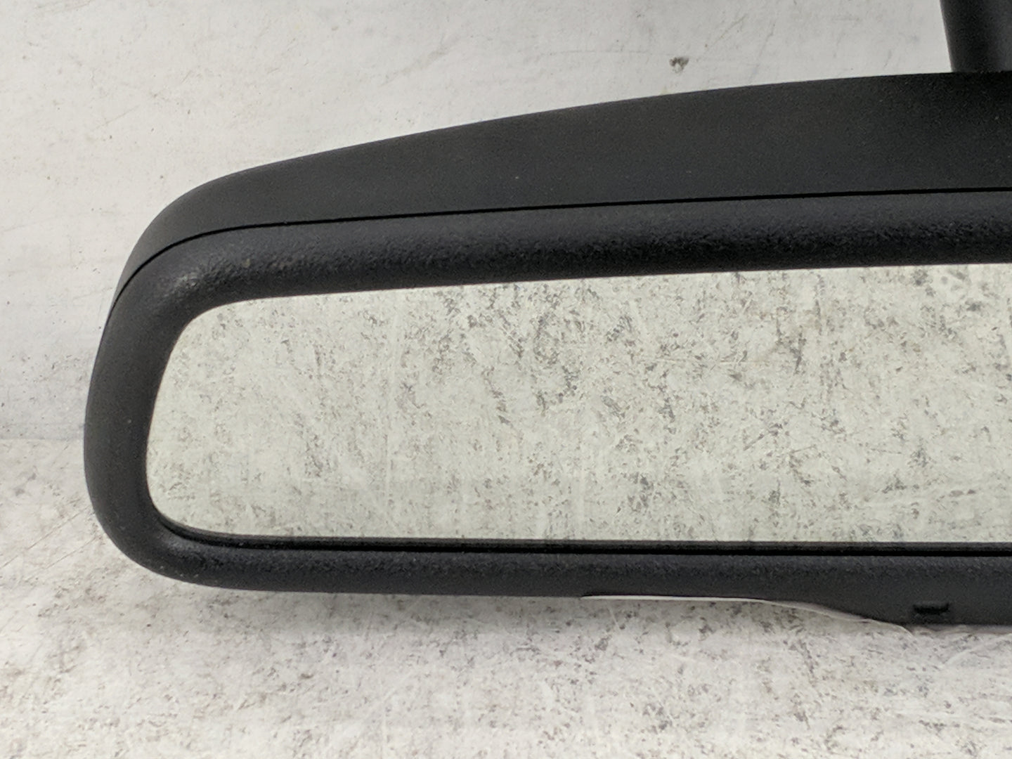 2009 Ford Expedition Interior Rear View Mirror Replacement OEM P/N:E11 026001 GNTX-461 Fits Fits 2010 2011 2012 2013 2014 OE