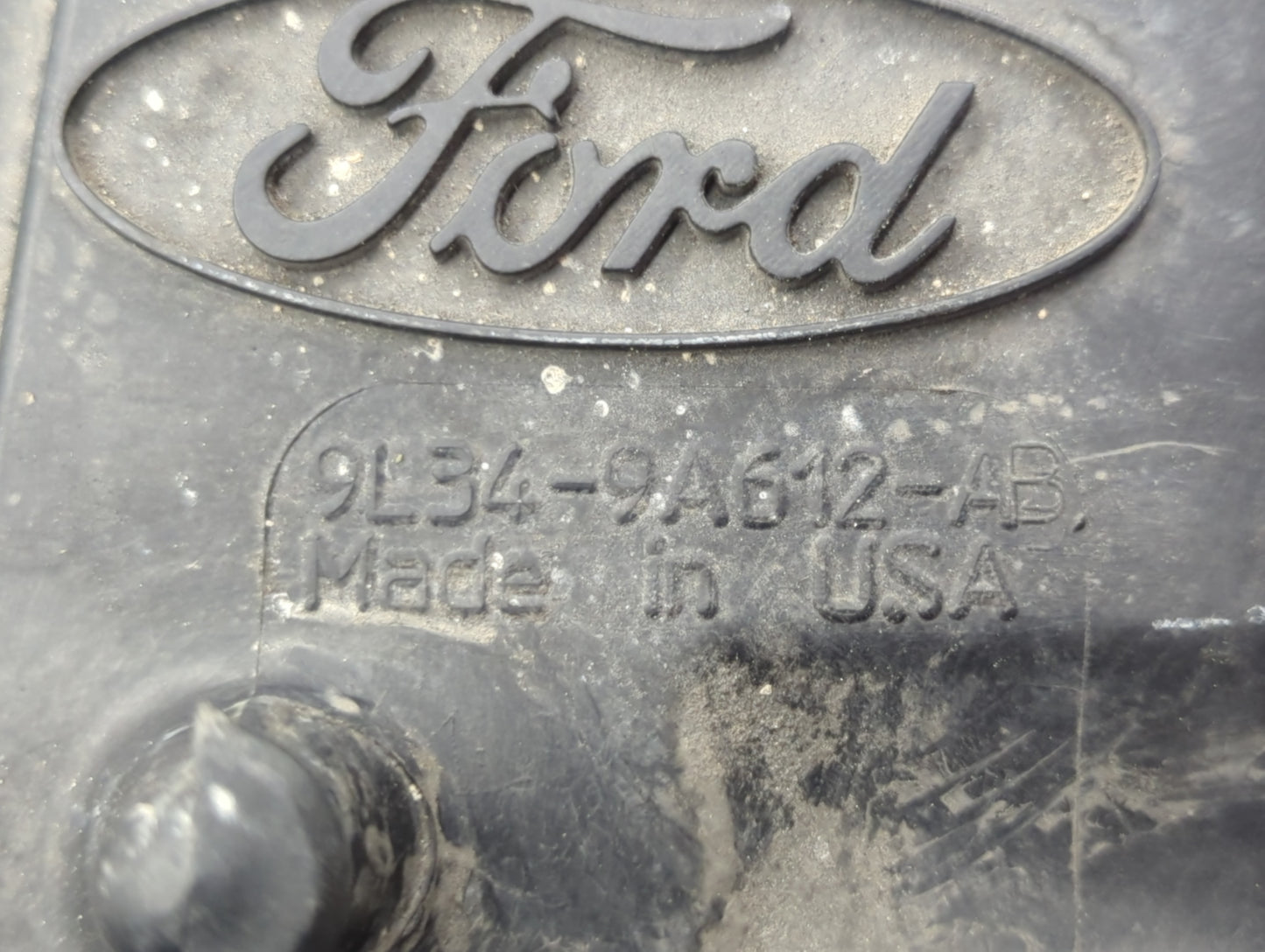 2009-2010 Ford Expedition Air Cleaner Intake-duct Hose Tube - Oemusedautoparts1.com