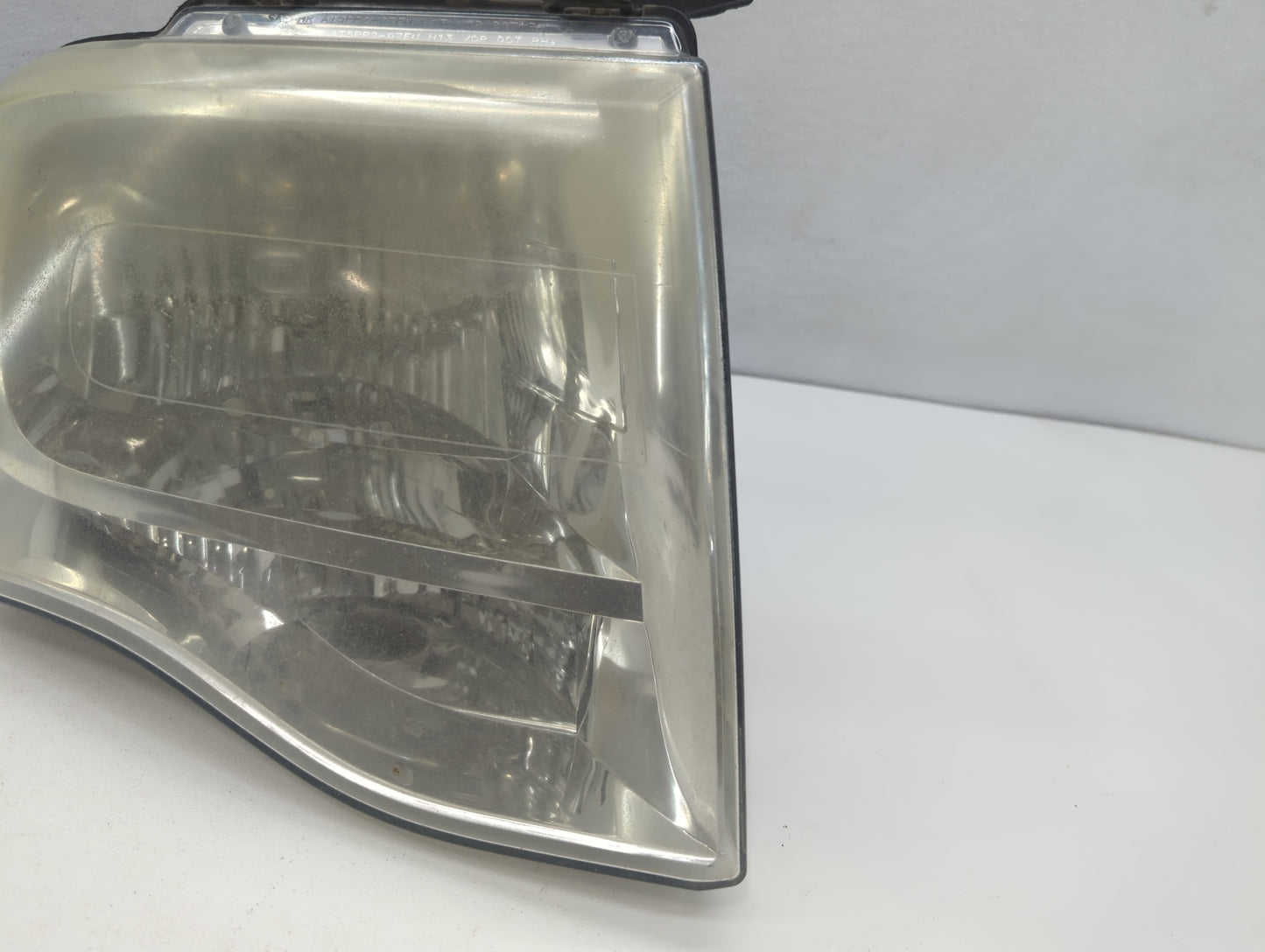 2009 Ford Expedition Driver Left Oem Head Light Headlight Lamp - Oemusedautoparts1.com