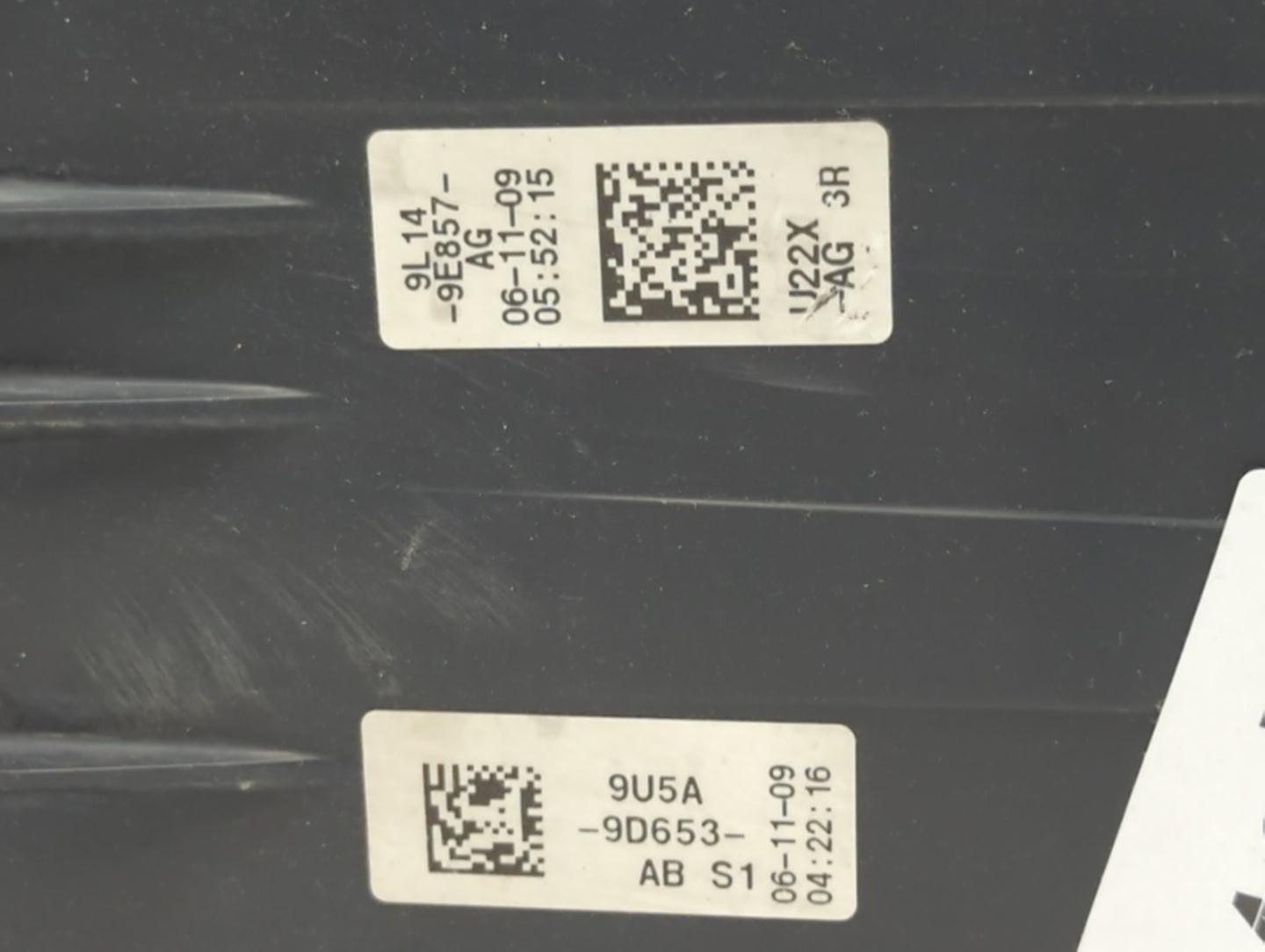 2009 Ford Expedition Fuel Vapor Charcoal Canister - Oemusedautoparts1.com