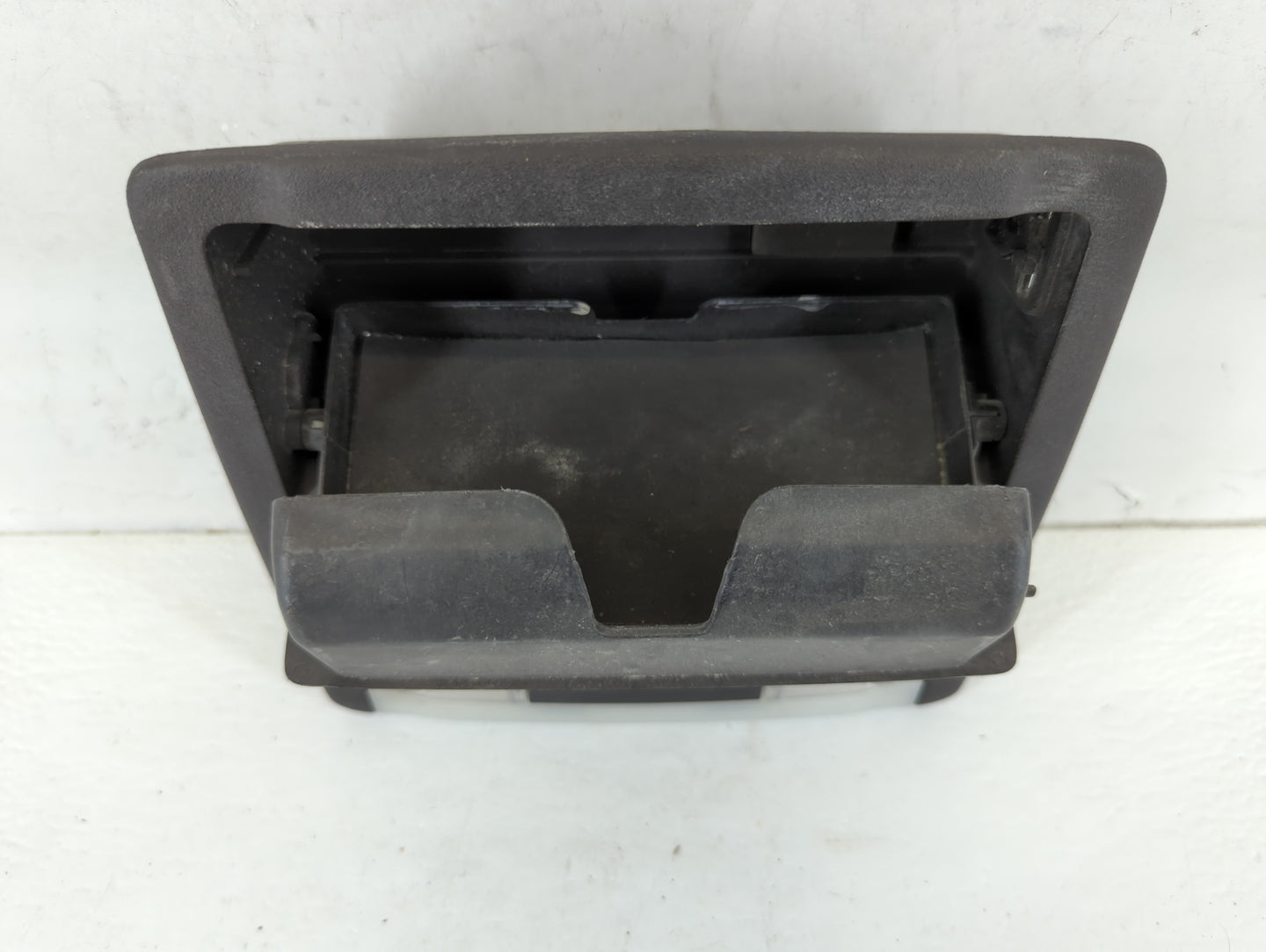 2009 Ford Expedition Overhead Roof Console - Oemusedautoparts1.com