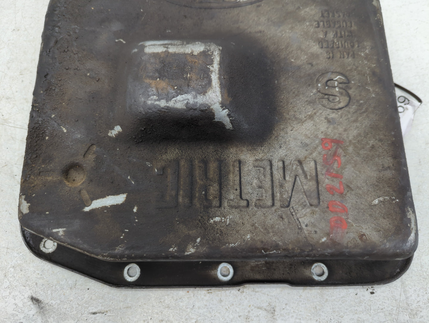 2009-2014 Ford Expedition Engine Oil Pan Fits Fits 2009 2010 2011 2012 2013 2014 OEM Used Auto Parts - Oemusedautoparts1.com