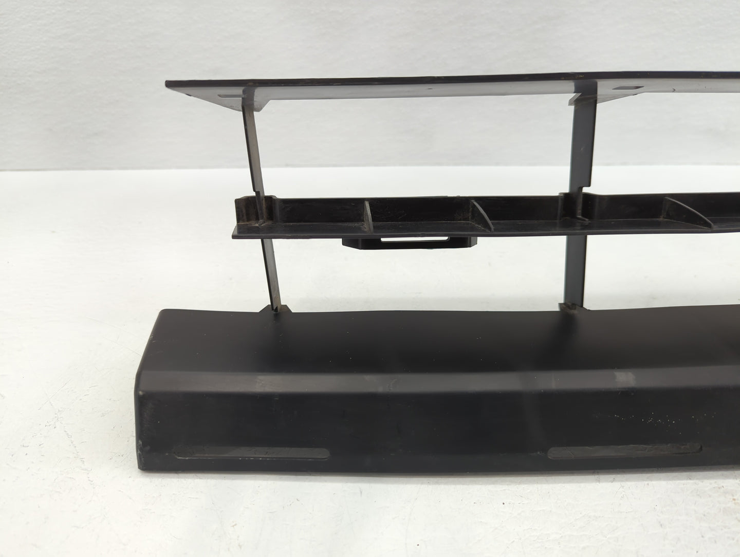 2009 Ford Expedition Front Bumper - Oem - Oemusedautoparts1.com