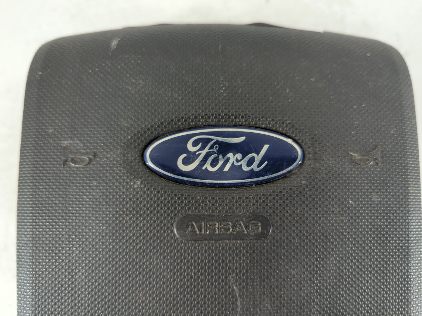 2009 Ford Expedition Air Bag Driver Left Steering Wheel Mounted P/N:8L1478043B 8118335Z1C019 Fits OEM Used Auto Parts - Oemu