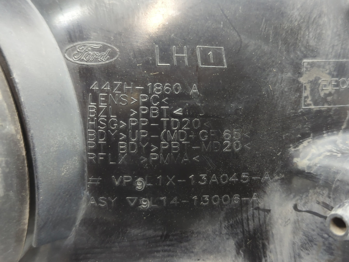 2009 Ford Expedition Driver Left Oem Head Light Headlight Lamp - Oemusedautoparts1.com